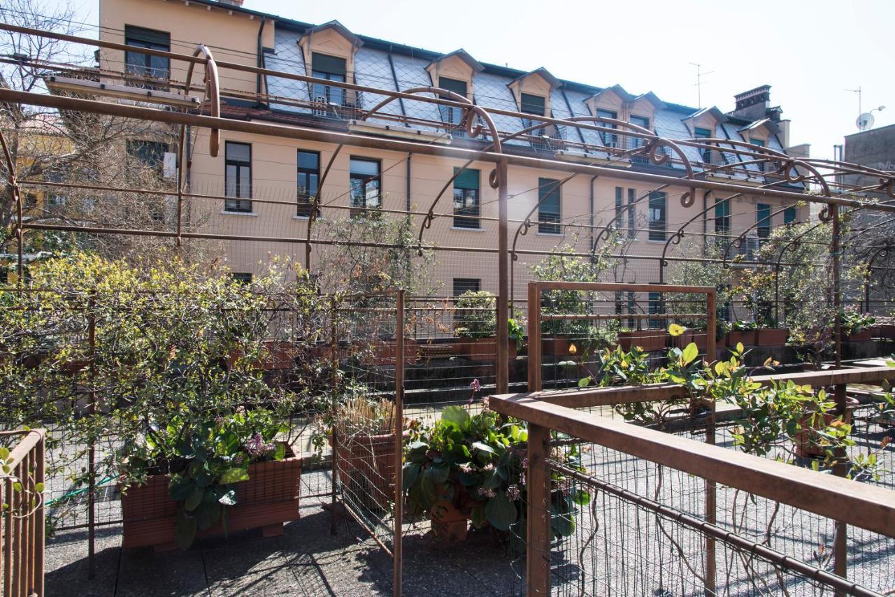 Peaceful Court Apartment In Shopping District Mediolan Zewnętrze zdjęcie