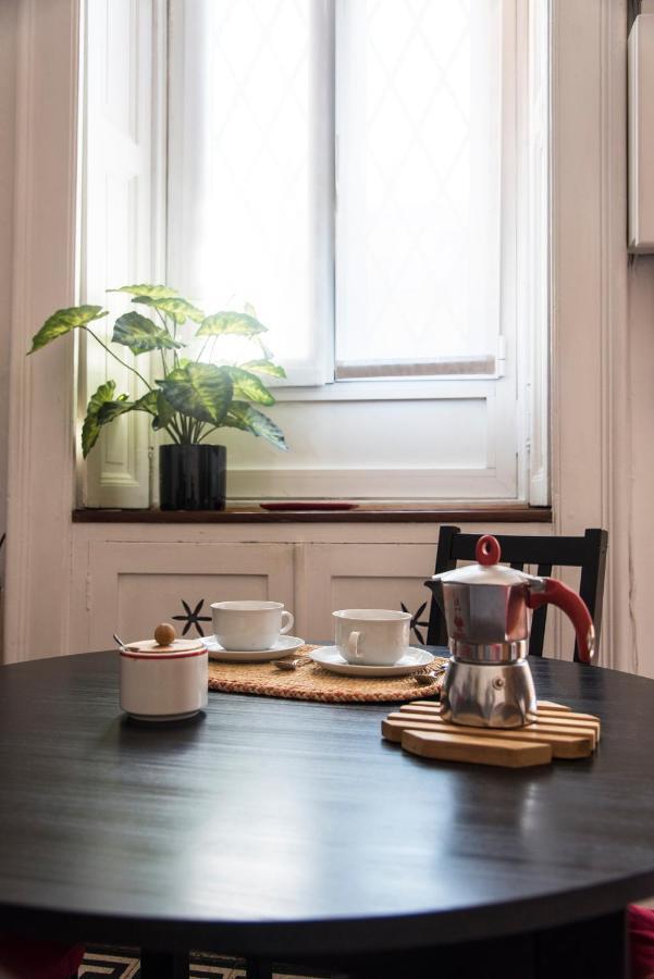 Peaceful Court Apartment In Shopping District Mediolan Zewnętrze zdjęcie